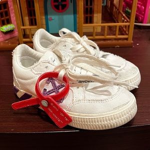 Authentic OFF WHITE kids unisex shoes